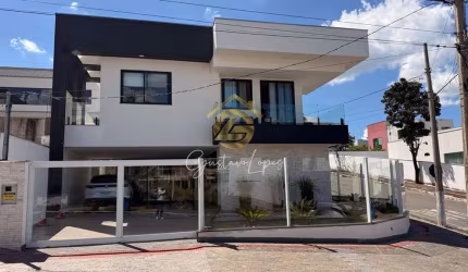 Casa de Condomínio para venda em Ponte Alta de 533.00m² com 3 Quartos, 1 Suite e 4 Garagens