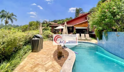 Casa de Condomínio para venda em Palos Verdes de 256.00m² com 4 Quartos, 2 Suites e 6 Garagens