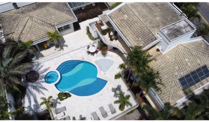 Casa de Condomínio para venda em Terras De Santa Cruz de 632.00m² com 3 Quartos, 3 Suites e 8 Garagens