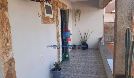Casa para venda e aluguel em Parque Orestes Ôngaro de 171.00m² com 5 Quartos, 1 Suite e 4 Garagens