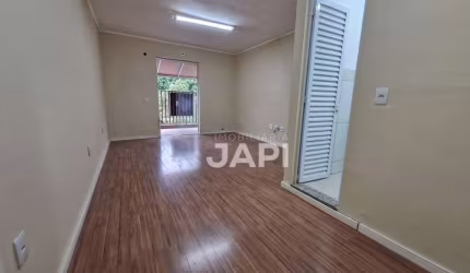 Sala Comercial para alugar em Vila São João Batista de 27.00m²