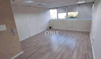 Sala Comercial para alugar em Vila Mogilar de 35.00m² com 1 Garagem