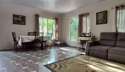 Casa para venda em Cascatinha de 300.00m² com 3 Quartos e 2 Garagens