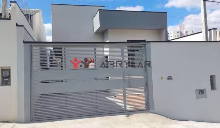 Casa para venda em Residencial Santa Giovana de 75.00m² com 3 Quartos, 1 Suite e 2 Garagens