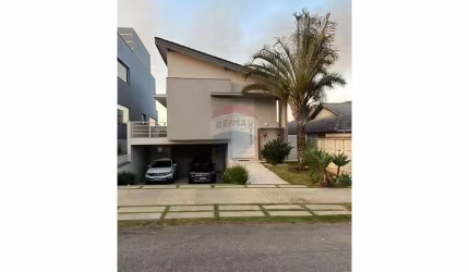 Casa para alugar em Aruã de 280.00m² com 3 Quartos e 3 Suites