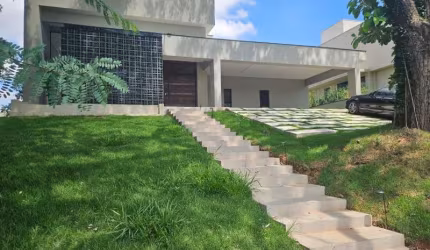 Casa para venda em Condomínio Fazenda Serra Azul de 602.16m² com 5 Quartos, 5 Suites e 6 Garagens
