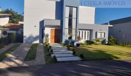 Casa de Condomínio para venda em Horizonte Azul Ii de 226.00m² com 4 Quartos, 2 Suites e 4 Garagens
