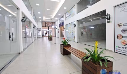 Loja para venda em Centro de 110.00m²