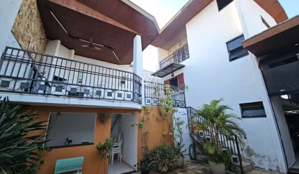 Casa para venda em Jardim Santa Clara de 250.00m² com 3 Quartos, 3 Suites e 4 Garagens