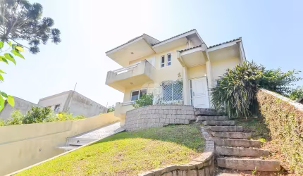 Casa para venda em Bom Retiro de 312.00m² com 4 Quartos e 4 Garagens