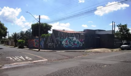 Casa para venda em Jardim Indaiá de 139.00m² com 3 Quartos e 3 Garagens