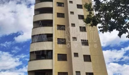 Apartamento para venda em Centro de 193.00m² com 4 Quartos, 2 Suites e 2 Garagens