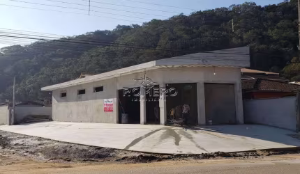 Prédio Comercial para venda em Sertão Do Meio de 330.00m²
