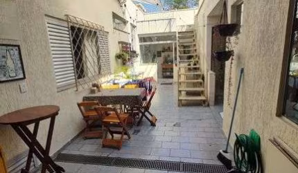 Casa para venda em Jardim Cica de 280.00m² com 3 Quartos, 1 Suite e 3 Garagens
