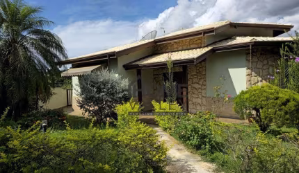 Casa para venda em Condomínio Residencial Terras Do Caribe de 136.00m² com 2 Quartos, 1 Suite e 4 Garagens