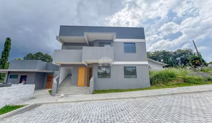 Casa para venda em Embu de 48.00m² com 2 Quartos e 1 Garagem