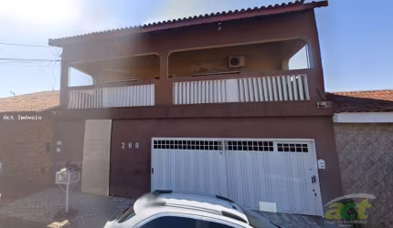 Casa para venda em Jardim Alexandre Balbo de 200.00m² com 4 Quartos, 1 Suite e 2 Garagens