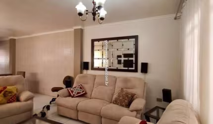 Casa para venda em Jardim Rosa Maria de 130.00m² com 3 Quartos, 1 Suite e 2 Garagens