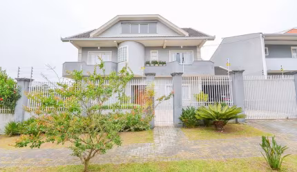 Casa para venda em Atuba de 305.00m² com 4 Quartos, 4 Suites e 4 Garagens