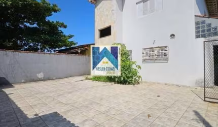 Casa para venda em Indaiá de 202.00m² com 4 Quartos, 1 Suite e 4 Garagens