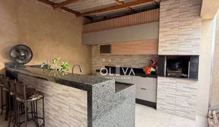 Casa para venda em Parque Residencial João Da Silva de 210.00m² com 2 Quartos e 2 Garagens