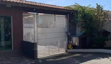 Casa para venda em Vila Correa de 148.00m² com 3 Quartos, 1 Suite e 3 Garagens