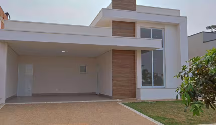 Casa de Condomínio para venda em Condomínio La Doce Vita de 204.00m² com 3 Quartos, 3 Suites e 4 Garagens