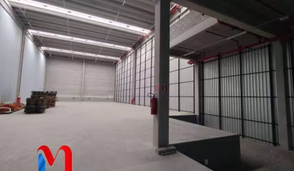 Galpão / Depósito / Armazém para alugar em Parque Jaçatuba de 891.00m² com 7 Garagens