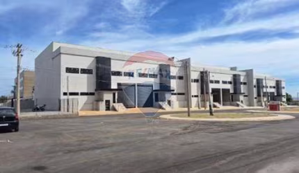 Galpão / Depósito / Armazém para alugar em Jardim Helena de 360.00m² com 2 Garagens
