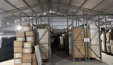 Galpão / Depósito / Armazém para venda em Santa Cruz de 4000.00m² com 1 Quarto e 6 Garagens