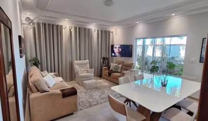 Casa para venda em Parque São Matheus de 98.00m² com 3 Quartos, 1 Suite e 3 Garagens