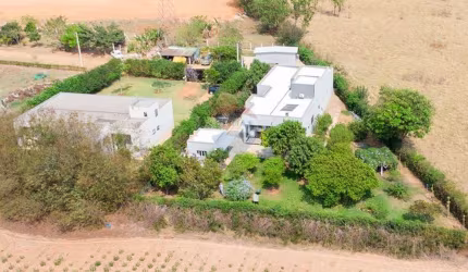Chácara para venda em Recanto Da Fazenda de 300.00m² com 3 Quartos, 1 Suite e 4 Garagens