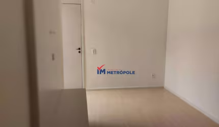 Apartamento para alugar em Curicica de 45.00m² com 2 Quartos e 1 Garagem