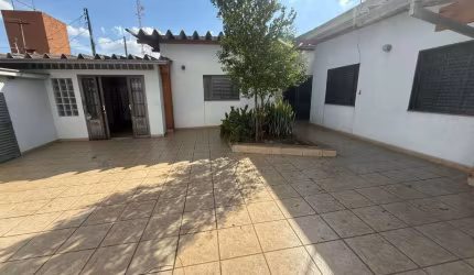Casa para venda em Jardim Algodoal de 130.00m² com 2 Quartos e 3 Garagens