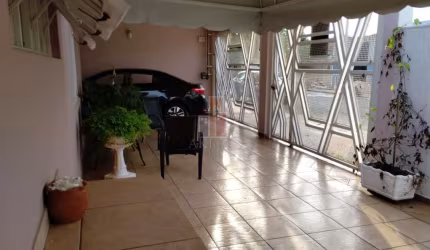 Casa para venda em Novo Jardim Pagani de 213.00m² com 4 Quartos, 1 Suite e 4 Garagens