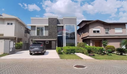 Casa de Condomínio para venda em Tamboré de 346.00m² com 4 Quartos, 4 Suites e 4 Garagens
