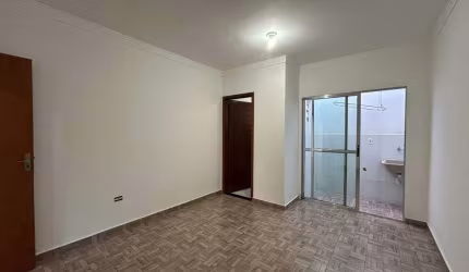 Casa para alugar em Jardim Paraíso de 70.00m² com 1 Quarto e 1 Suite