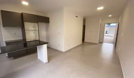 Casa para alugar em Jardim Maria Izabel de 120.00m² com 3 Quartos, 3 Suites e 2 Garagens