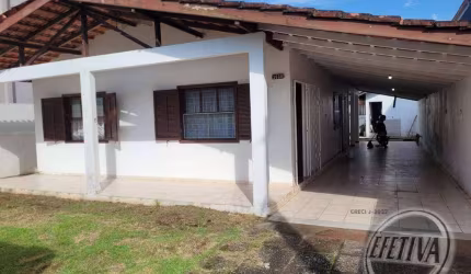 Casa para venda em Matinhos de 82.00m² com 3 Quartos e 2 Garagens