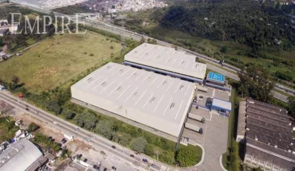 Galpão / Depósito / Armazém para alugar em Una de 1316.00m²
