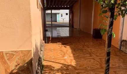 Casa para venda em Jardim Ouro Verde de 250.00m² com 2 Quartos e 3 Garagens