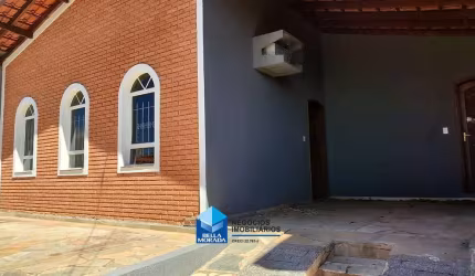 Casa para venda em Vila Piza de 250.00m² com 3 Quartos, 1 Suite e 2 Garagens