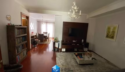 Casa para venda em Jardim São Roque de 100.00m² com 3 Quartos, 1 Suite e 2 Garagens