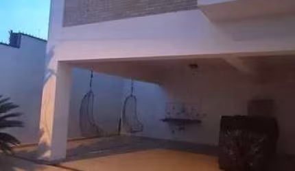 Casa para venda em Vila Paraíso de 253.50m² com 3 Quartos, 1 Suite e 4 Garagens