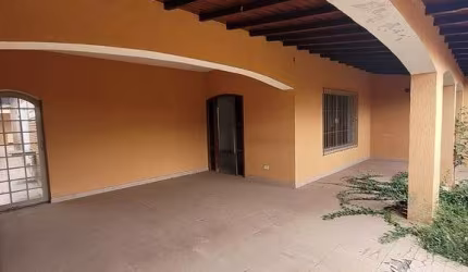 Casa de Condomínio para venda em Parque Egisto Ragazzo de 200.00m² com 3 Quartos, 1 Suite e 2 Garagens
