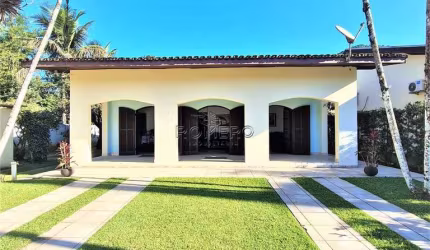 Casa para venda em Folha Seca de 200.00m² com 4 Quartos, 1 Suite e 4 Garagens