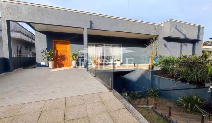 Sobrado para venda em Arujázinho Iv de 380.00m² com 3 Quartos, 3 Suites e 4 Garagens