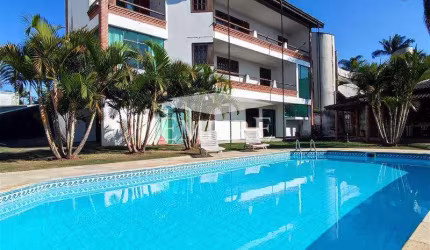 Sobrado para venda em Arujázinho I, Ii E Iii de 500.00m² com 4 Quartos, 4 Suites e 6 Garagens