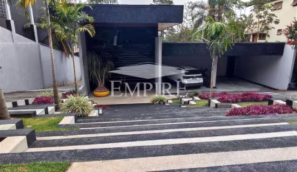 Sobrado para venda em Arujázinho I, Ii E Iii de 650.00m² com 3 Quartos e 3 Suites