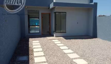 Casa para venda em Guaratuba de 195.00m² com 3 Quartos, 1 Suite e 1 Garagem